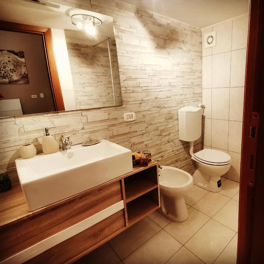 نابولي Dale Rooms المظهر الخارجي الصورة
