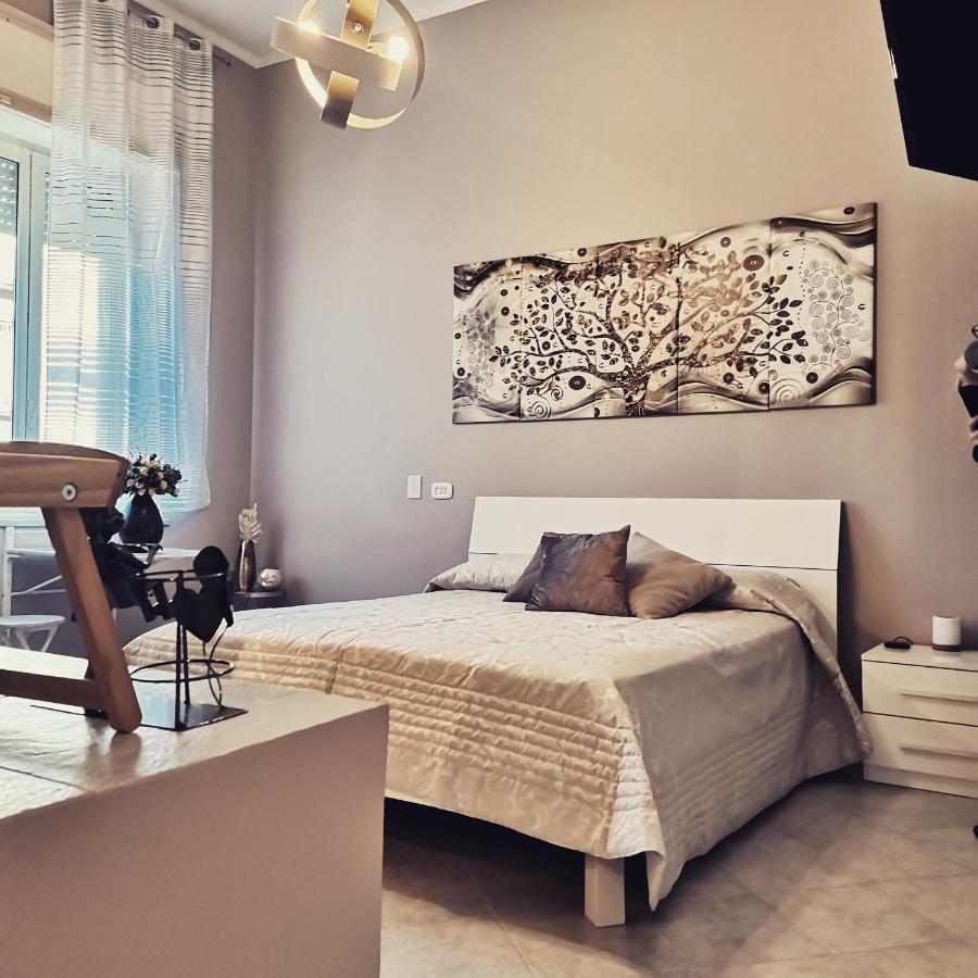 نابولي Dale Rooms المظهر الخارجي الصورة